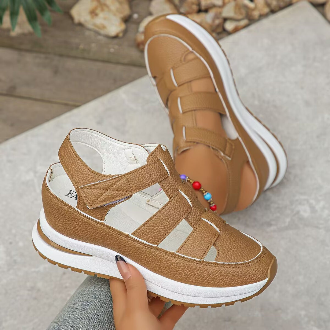Dame Sporty Sandaler med justerbare remme og dæmpende fodseng Stilla