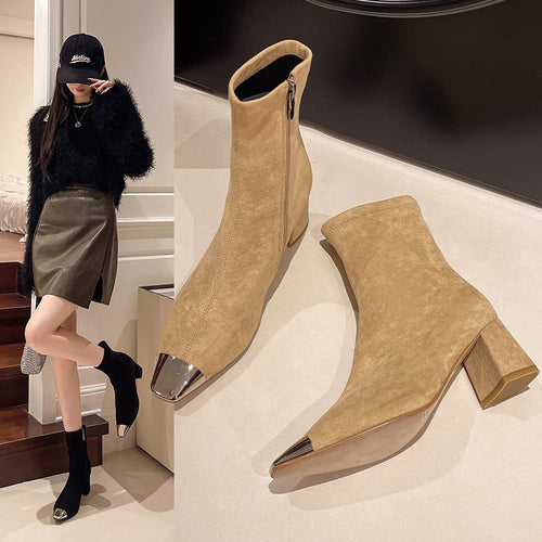 Femme Stilfulde Støvletter med Metallic-Tå-Detalje Stilla