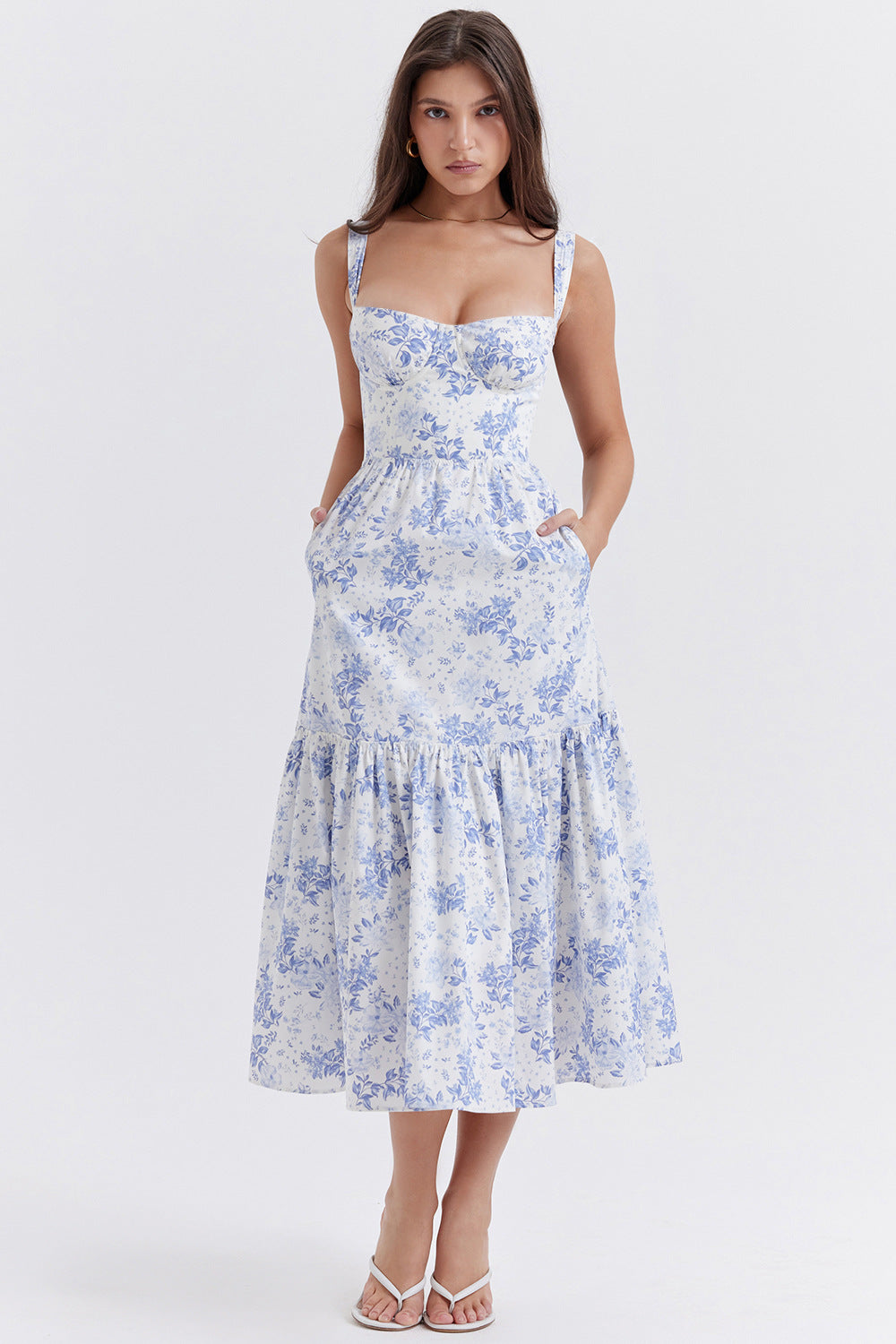 Dame midikjole med bustier-design og let volant Stilla
