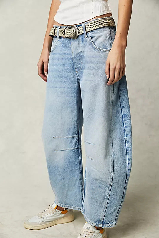 Dame Baggy-Jeans i Moderne Stil Stilla