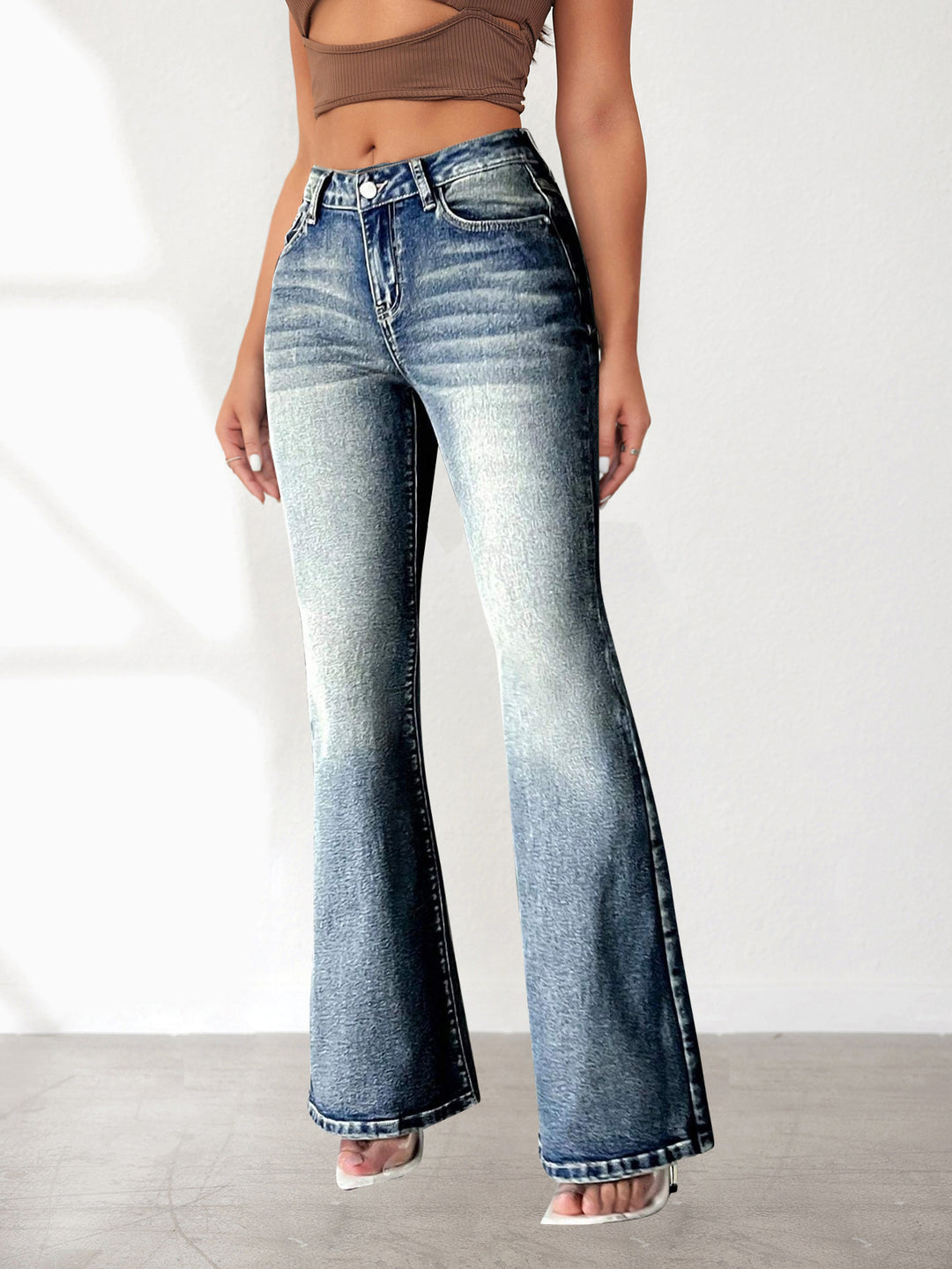 Dame Flared Jeans med høj talje og iøjnefaldende design Stilla