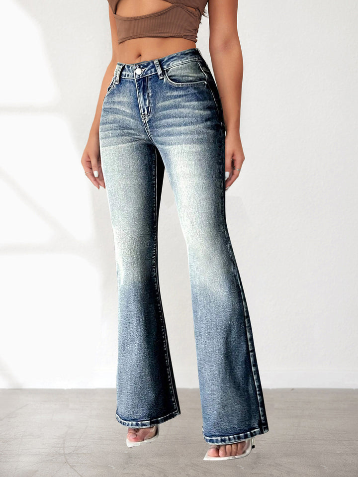 Dame Flared Jeans med høj talje og iøjnefaldende design Stilla