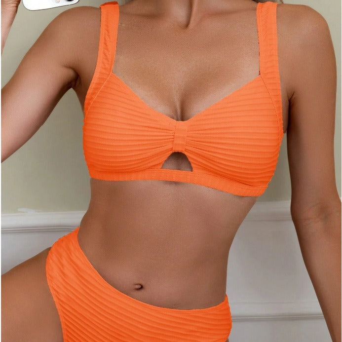 Dame bikini model med raffineret cut-out og behageligt design Stilla
