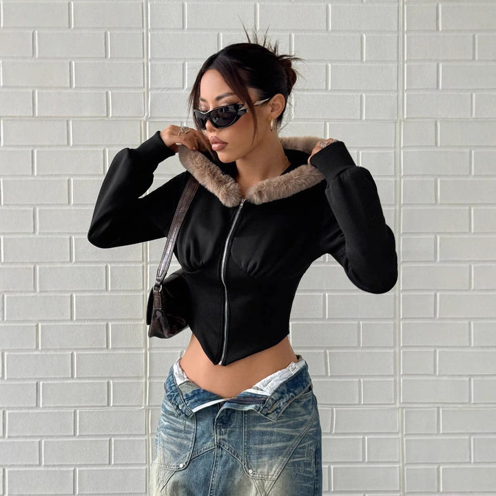 Dame cropped hoodie med luksuriøs pelskant Stilla