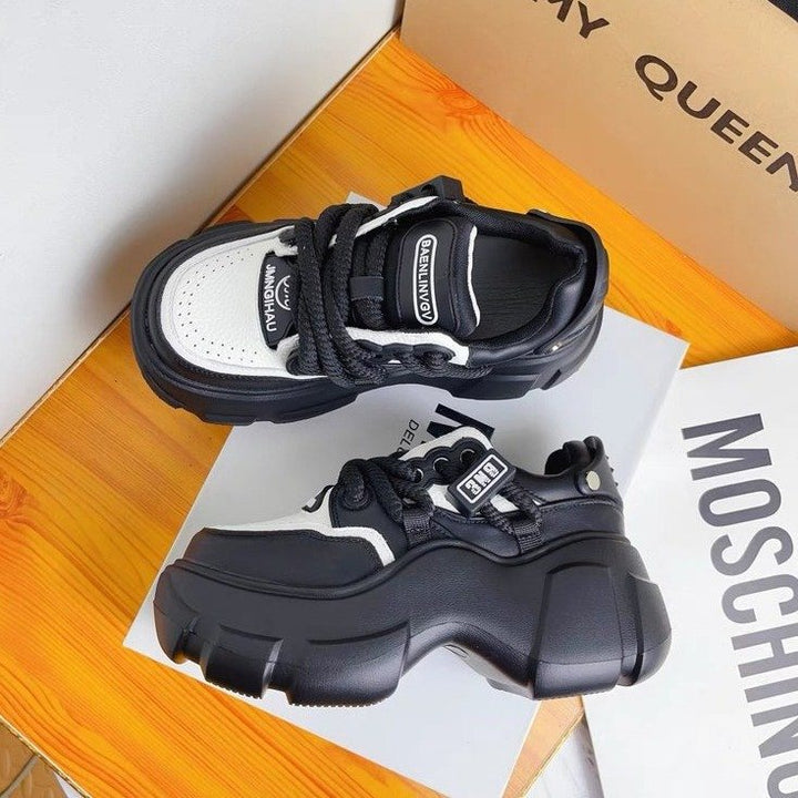 Dame Chunky Sneakers med stabil sål og moderigtigt overmateriale Stilla