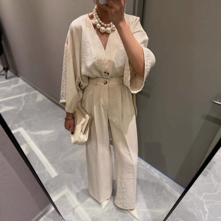 Dame Elegant og afslappet Blazer-bukser-outfit Stilla