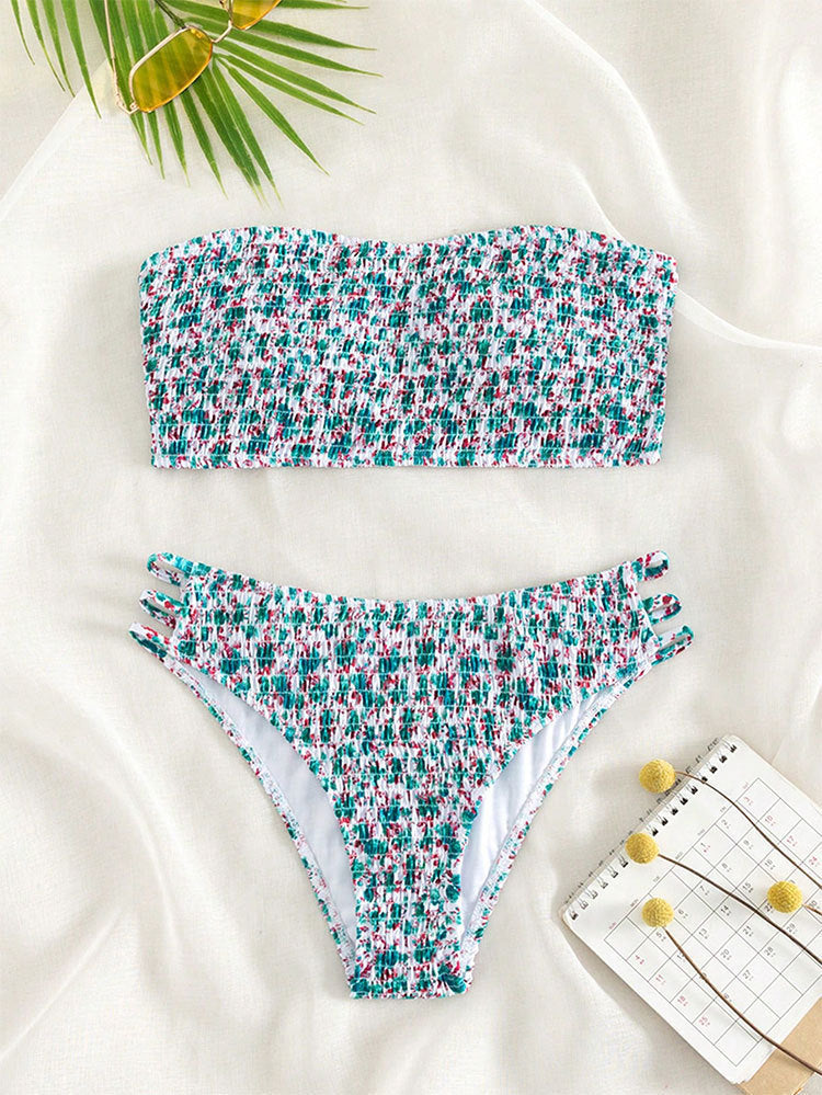 Dame Bandeau-Bikini med raffinerede flæsedetaljer Skovae