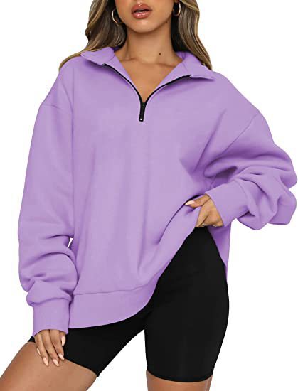 Stilla | Elegant strikbluse med tidløst design