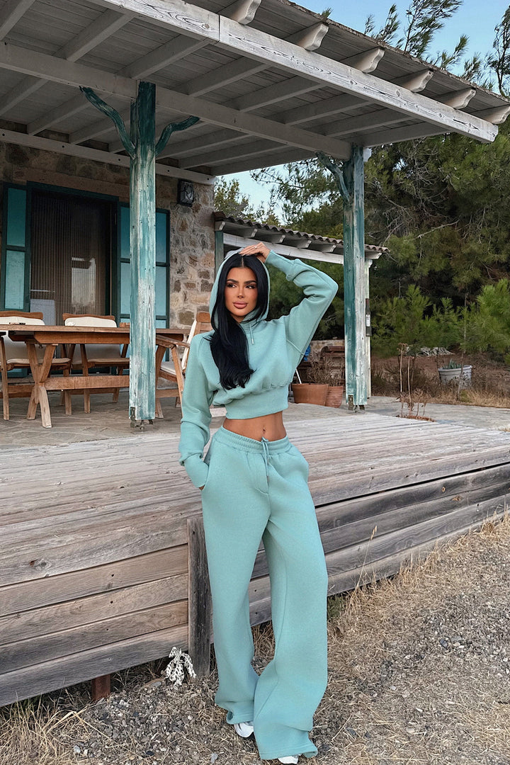 Kvindernes fashionable og komfortable cropped hoodie sæt med elastisk talje Skovae