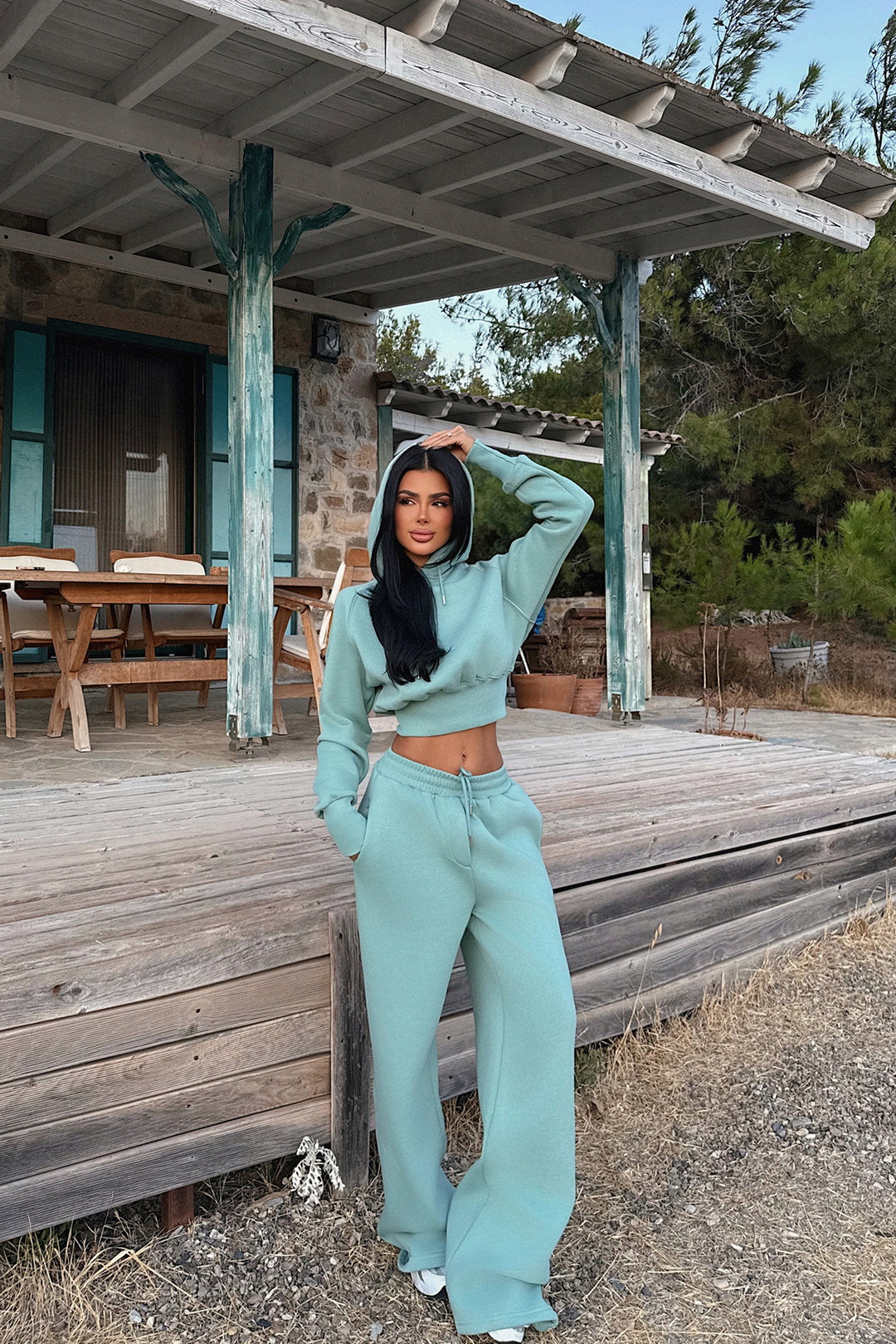 Kvinder's stilfulde og komfortable cropped hoodie sæt med elastisk talje Skovae