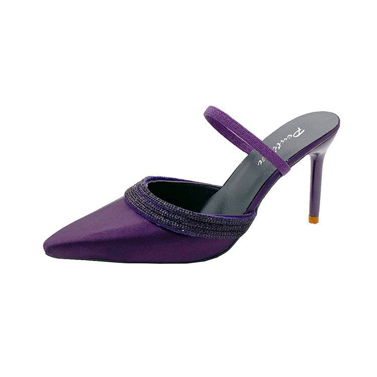 Dame Slingback-pumps med glitrende strass og elegant design Stilla