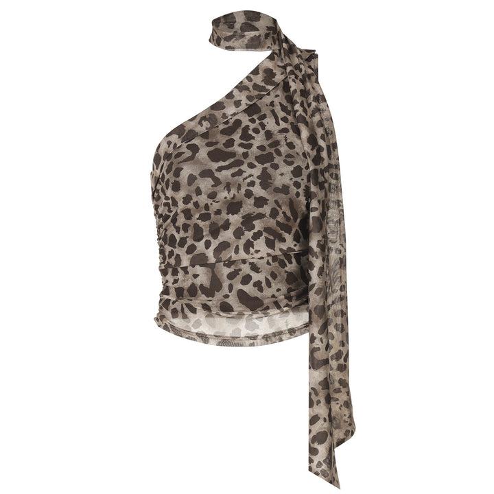 Dame top med asymmetrisk snit og stilfuldt leopardmønster Skovae