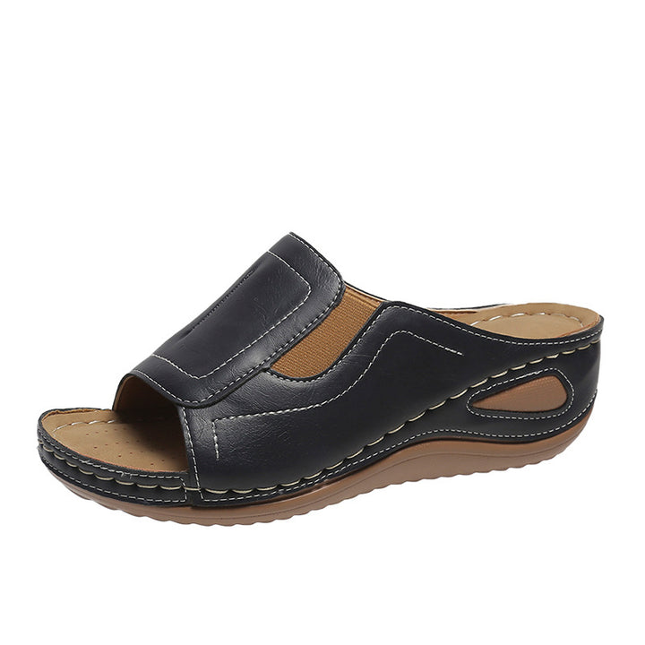 Kvinder komfortable clogs med ergonomisk fodseng og fashionable cut-outs Stilla