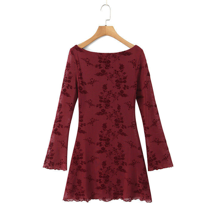 Dame elegant minikjole med floralt spidsdetaljer og lange ærmer Stilla
