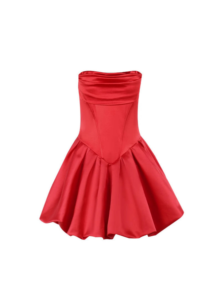 Dame Ruffled mini kjole med off-shoulder design og voluminøs nederdel Skovae
