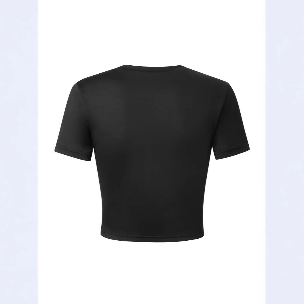 Dame Crop-Top med iøjnefaldende tekst Skovae