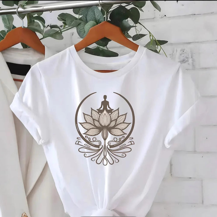 Dame T-Shirt med inspirerende Lotus-design og meditativ silhuet Stilla