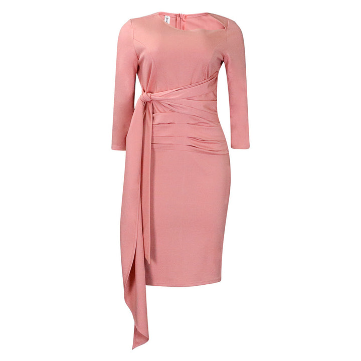 Dame elegant Midi-kjole med asymmetrisk snit og figursyet design Stilla