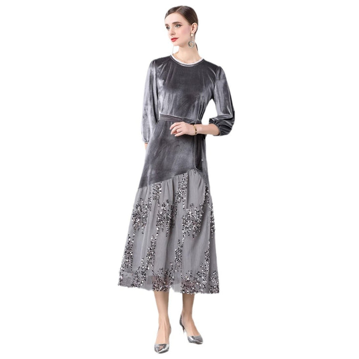 Dame Elegant maxikjole med glitrende velour og kunstneriske udsmykninger Stilla