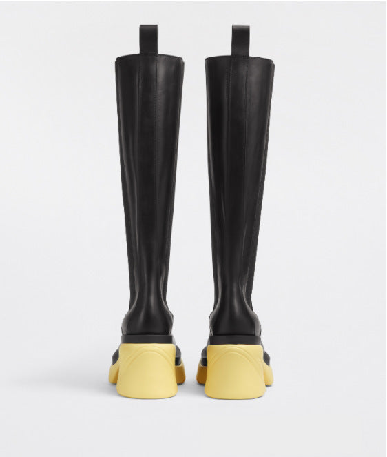 Femme Chunky Platform Ankellange Støvler med Iøjnefaldende Farveblokdesign Stilla