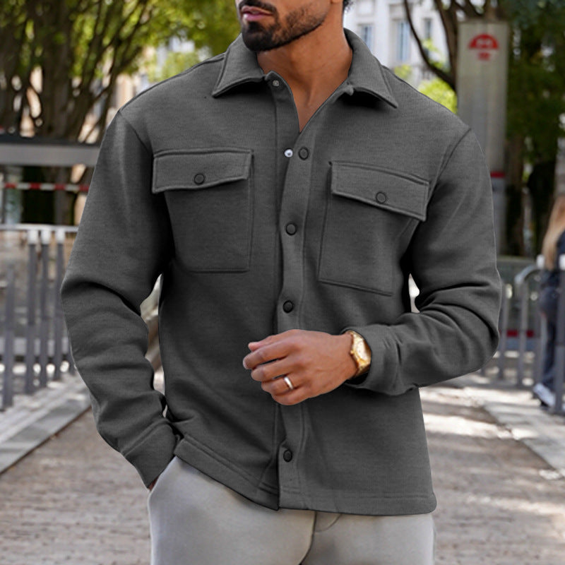 Herrer utility-jakke med behagelig knaplukning og praktiske lommer Stilla