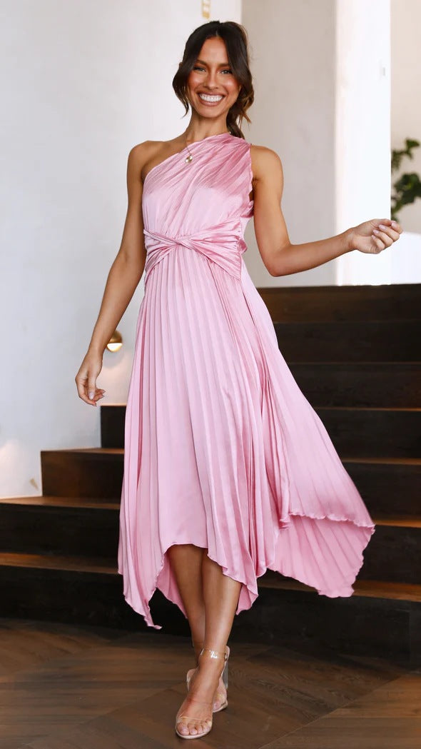 Damer Elegant Maxikjole med asymmetrisk indpakningsdesign og svajende skirt Stilla