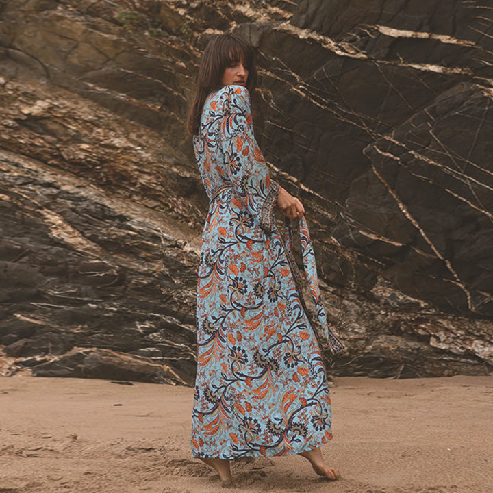Dame Maxikimono med luksuriøst blomsterdesign og brede ærmer Stilla