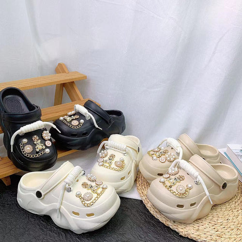 Dame Clogs med elegant smykkepynt og komfortabelt fodseng Stilla