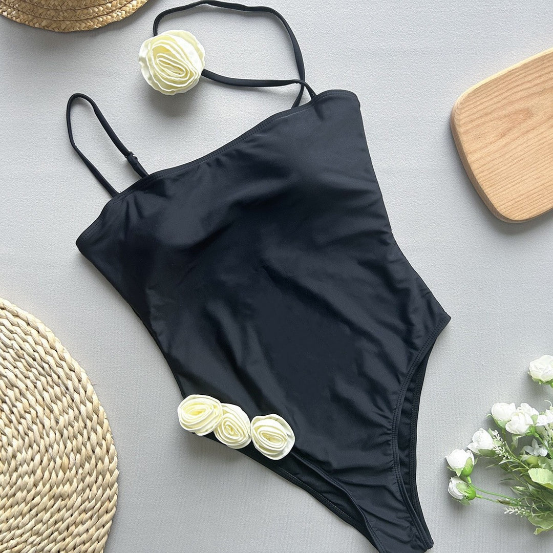 Damer Elegant og stilfuld badedragt med florale accenter Stilla