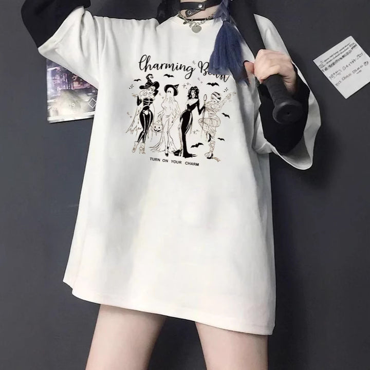 Dame T-shirt med kunstnerisk skeletmotiv og unikt tryk Skovae