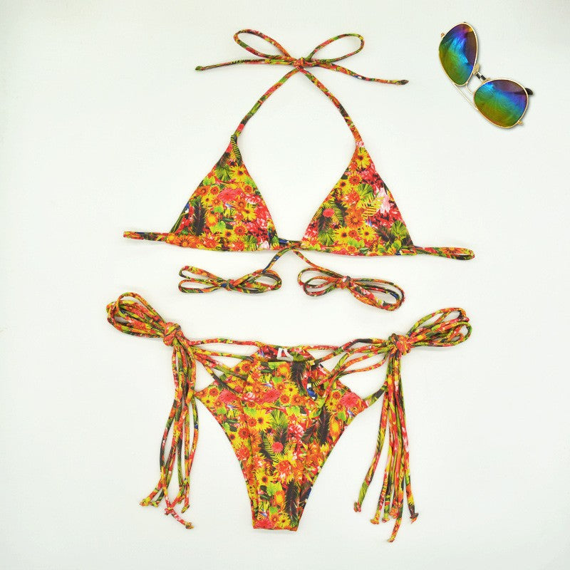 Dame triangel-bikini med justerbare stropper og glad blomsterdesign Skovae