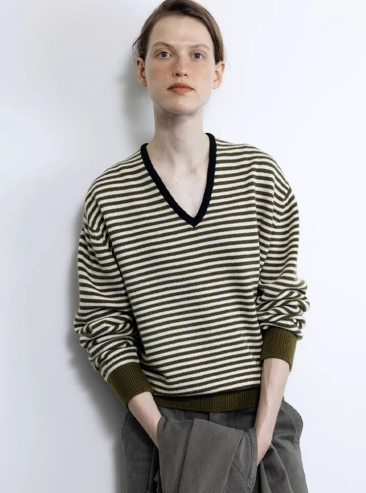 Kvindernes stribede V-hals sweater Stilla