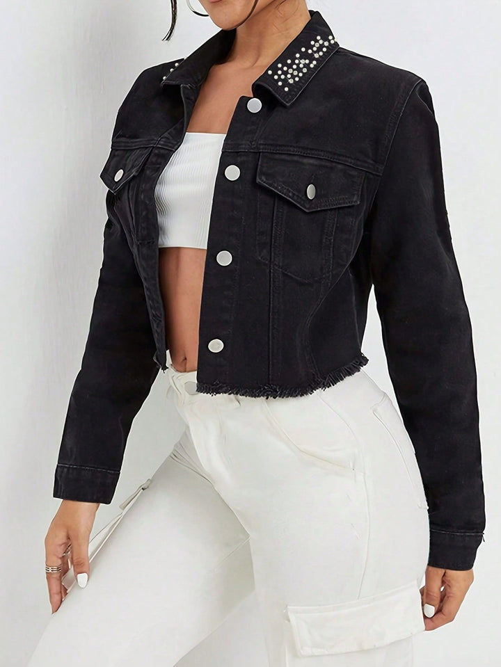 Dame trendy cropped jeansjakke med perle accenter og afslappet skæring Stilla