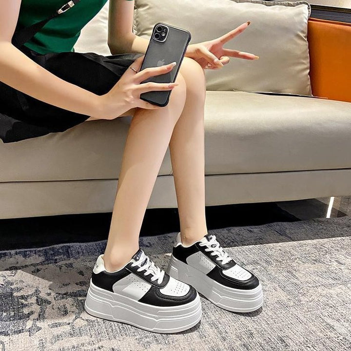 Dame platform sneakers med stødabsorberende såler og åndbar overfladestruktur Stilla