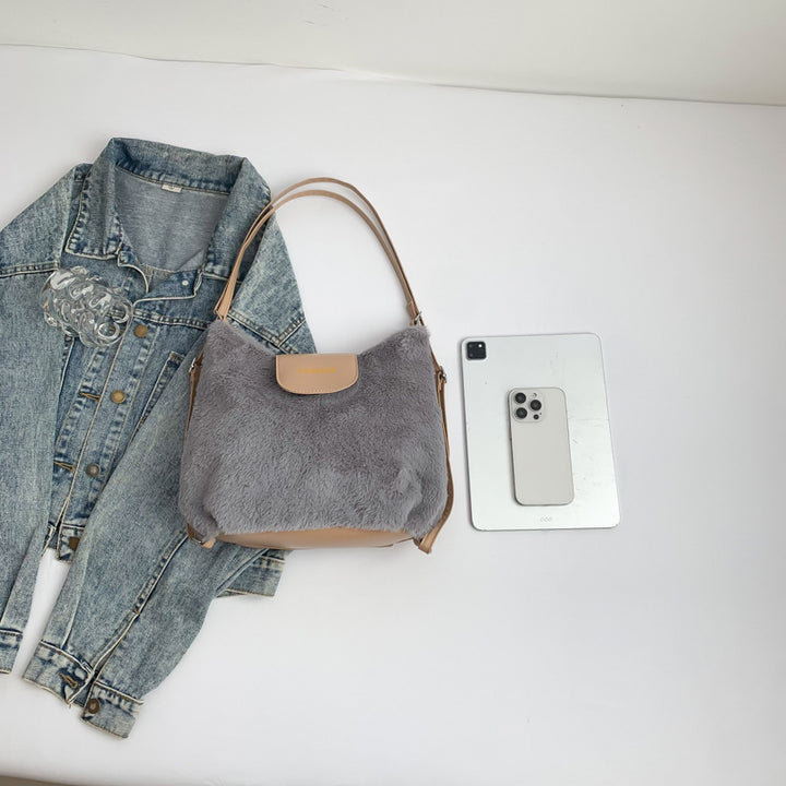 Femme Chic Falsk pels Skuldertaske Stilla