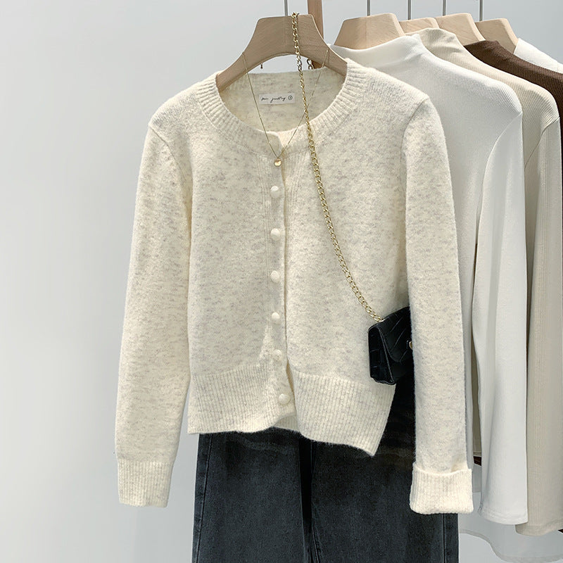 Kvinders hyggelige cardigan med fint knapdesign Stilla