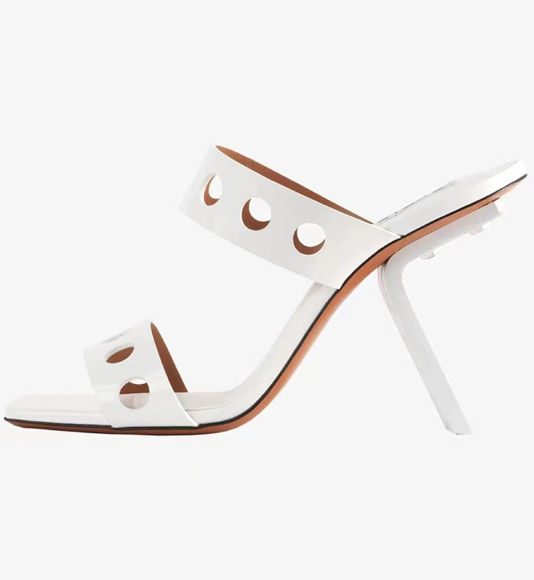 Femme moderne Open-Toe-Blockhæls-Mules med udsnit cirkulært design Stilla