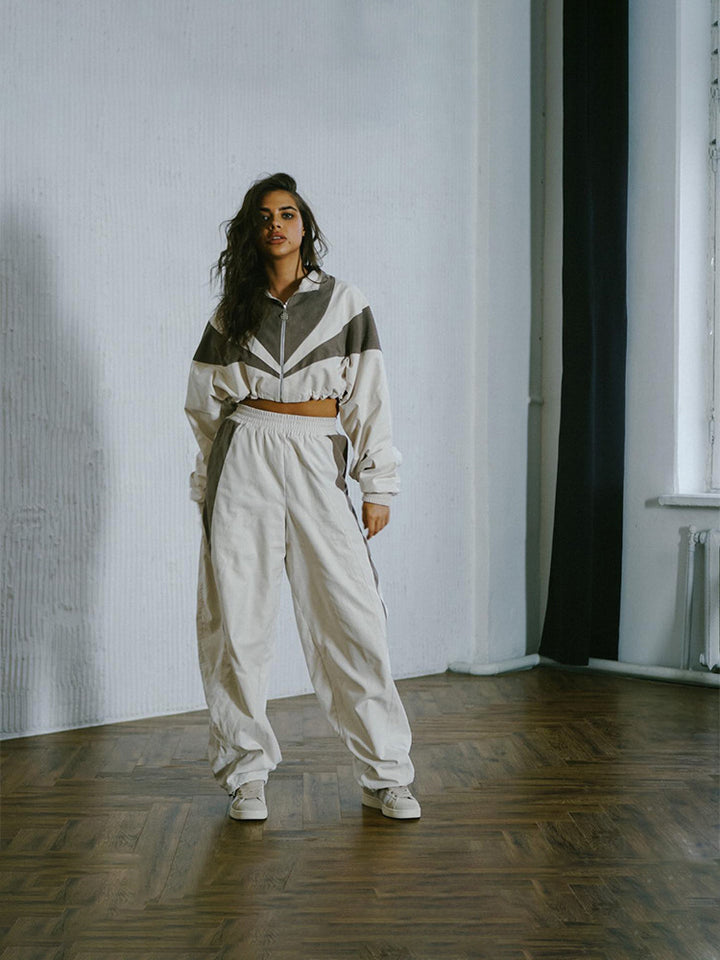 Kvinders Urban Sports Jakke og Loose Cargo Bukser Sæt Skovae