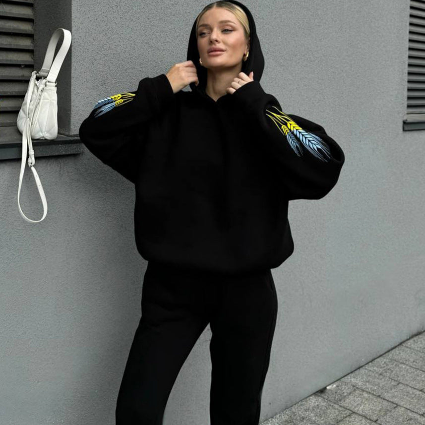 Kvinders sporty sæt bestående af hoodie og joggers Stilla