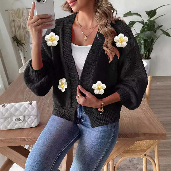 Dame Forkortet Strikcardigan med Florale Akcenter Stilla