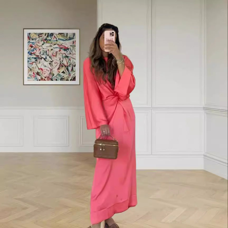 Dame maxikjole med elegant indpakningsdesign og brede ærmer Stilla