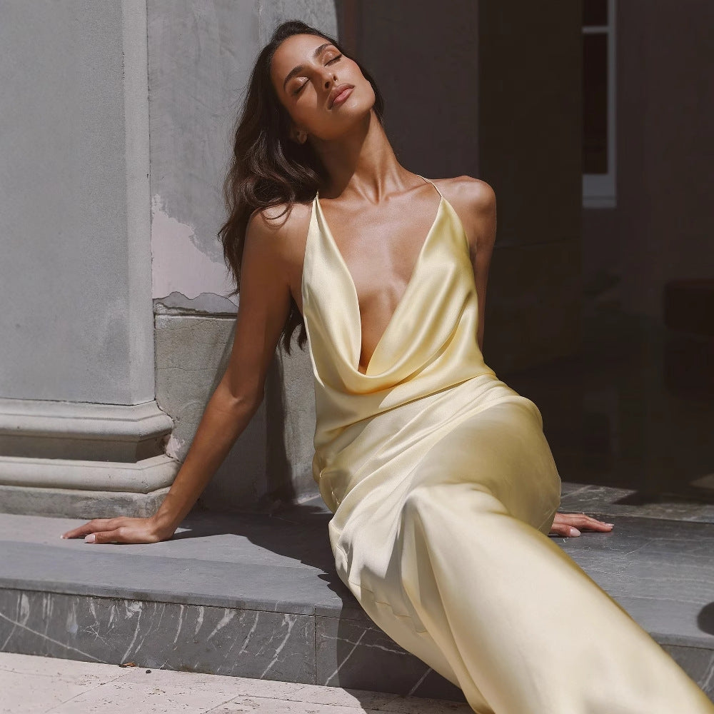 Dame Elegant Satin Maxi Kjole med dyb V-udskæring Stilla