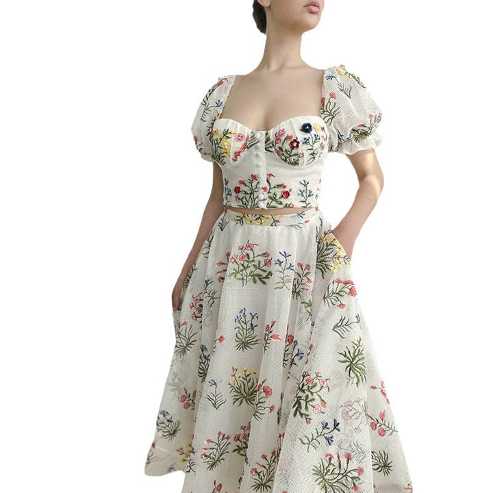 Dame Floral Broderet Maxikjole med Pufærmer og Taljebælte Stilla