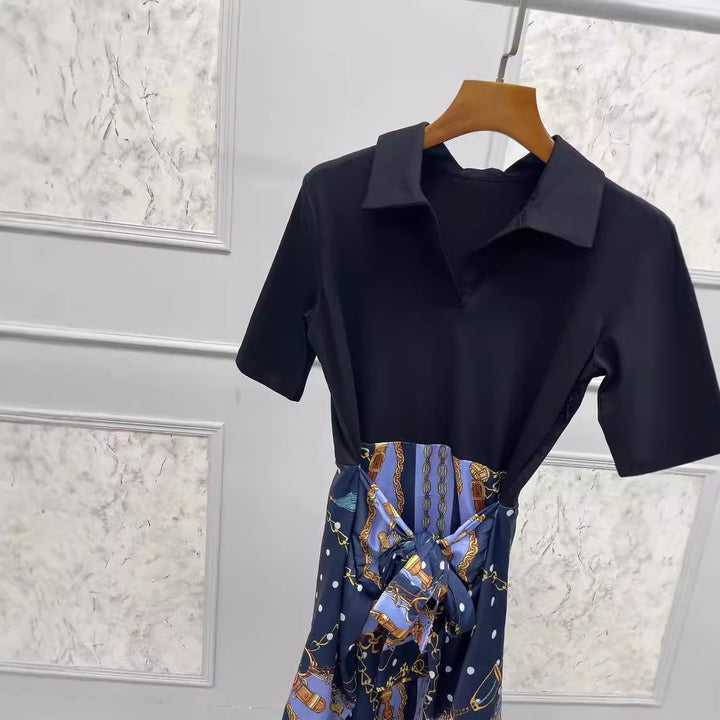 Dame Poloshirt-kjole med elegante bånd og moderigtige knude Stilla