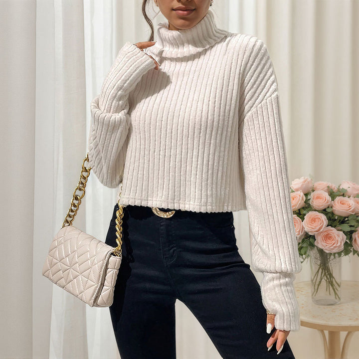 Kvinder cropped sweater med høj krave og fin ribstruktur Stilla