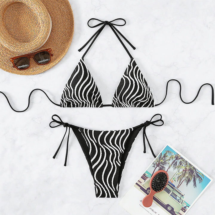 Dame Triangel-Bikini med justerbare stropper og elegant stribemønster Stilla