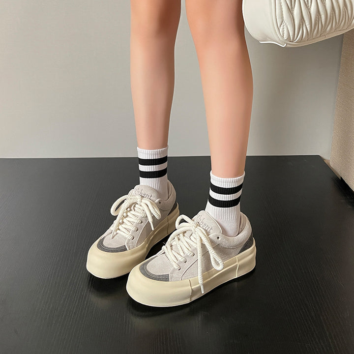 Dame Sneakers med klassisk design og komfortabel sål Stilla