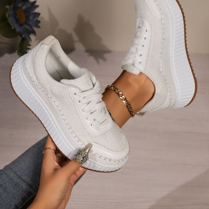 Dame Sneakers med innovativt design og skridsikre såler Stilla