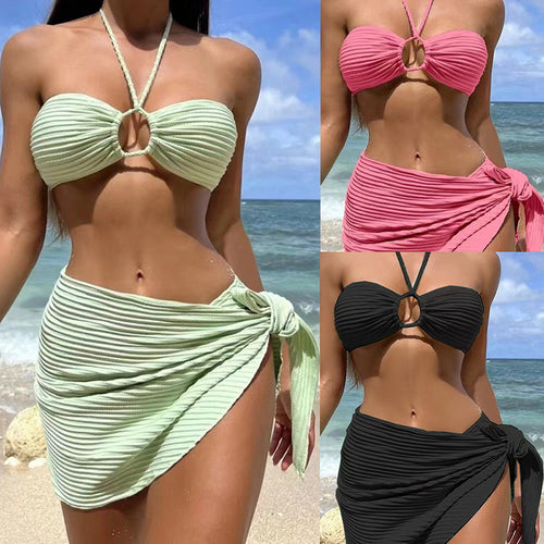 Dame bandeau-bikini med dekorativ ringdetalje og moderigtige svøbt nederdel Skovae