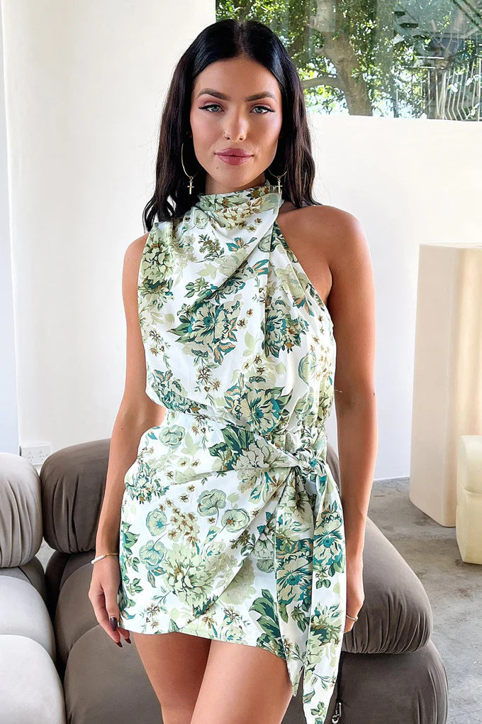 Dame Elegant Satinkjole med asymmetrisk snit og raffineret bånd Skovae